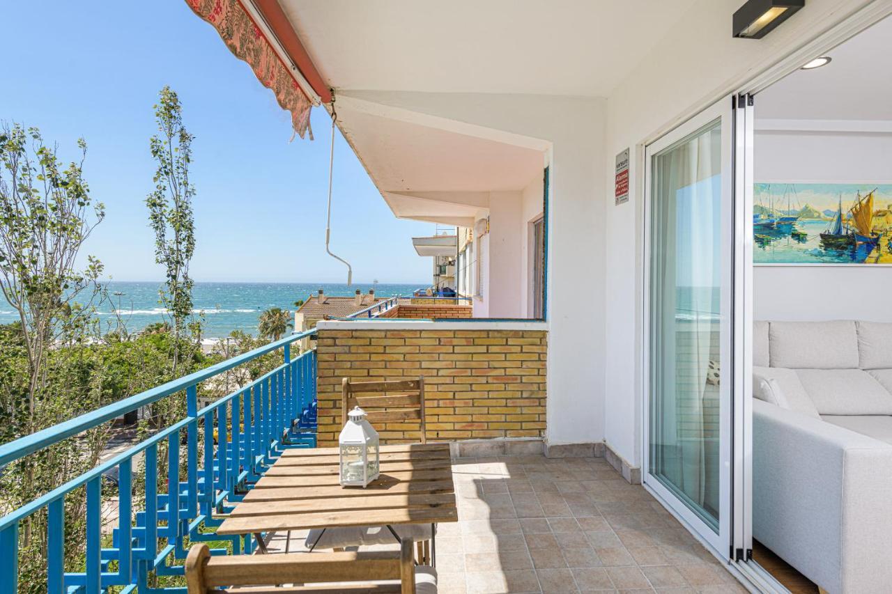 Wintowinrentals Vista Al Mar En Pleno Centro Rincón de la Victoria Zewnętrze zdjęcie